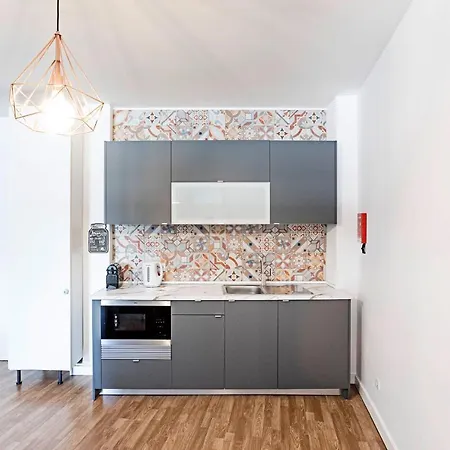 Apartment Amazing In Downtown By Lovelystay